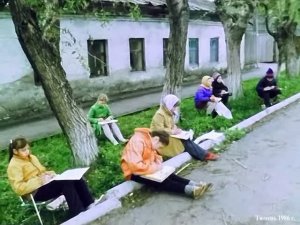 1986 год. Тюмень. Реставрация Троицкого монастыря и юные художники.