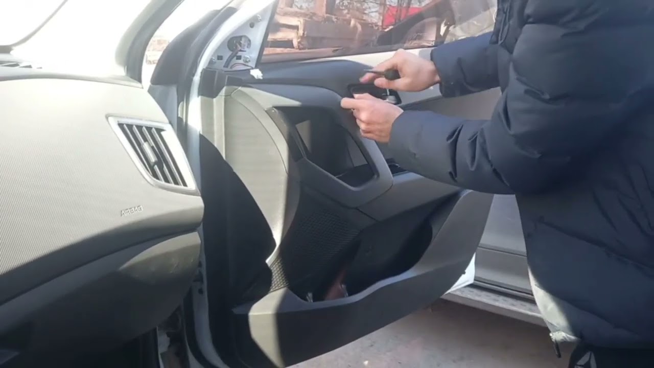 «Замена штатных рупоров Hyundai Creta на DL Audio Raven Easy Install Neo Tweeter V 2» смотреть онлайн