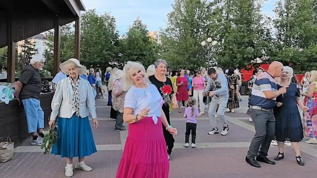 Tu es foutu... 28.06.26... смотреть онлайн