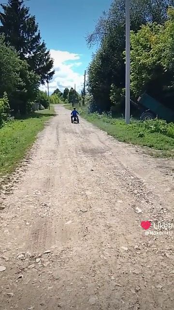 Катаюсь на кватрике часть 1