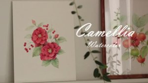 Акварельная картина с цветами камелии и плодами боярышника