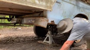 Спасение болотного дракона Заброшенный 1974 F250 Custom 390 V8 FORD Forgotten Vintage Camper