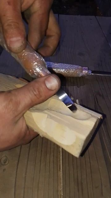 2 резца для Алексея.