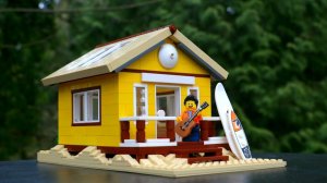 Крошечный гавайский пляжный домик LEGO® MOC