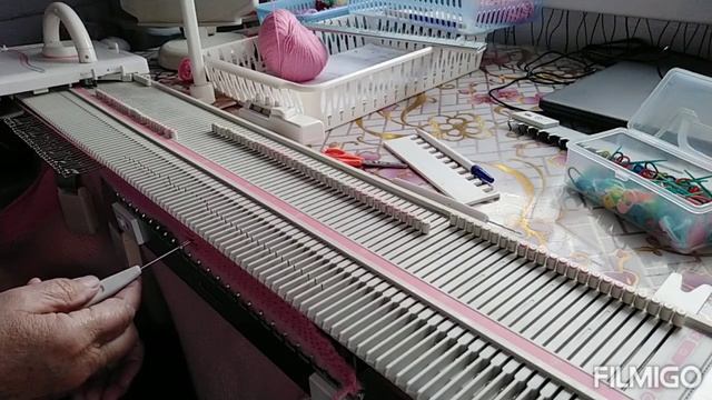ЧЕМУ НАУЧИЛАСЬ НА ВЯЗАЛЬНОЙ МАШИНЕ - ЛК 150 . смотреть онлайн