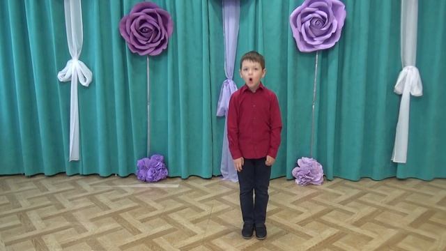 Виноградов Ярослав, 8 лет. Н. М. Рубцов «Про зайца»