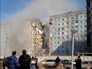 Падение дома.flv