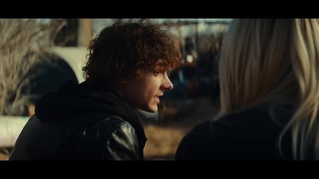 Болваны | Трейлер смотреть онлайн