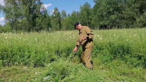 Видео привет от мамы и пчел поймала и травы для бабушкиного быка накосили!