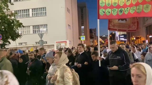 Крестный ход на Царские дни