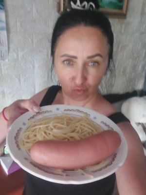 Мукбанк: макароны и сливочный сосисон 😂🍲