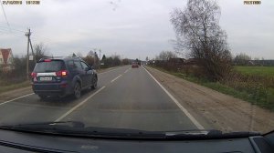 Фура опрокинулась в кювет20191021 161006