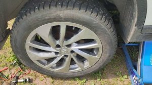 Nissan X-Trail T32 замена задних тормозных колодок