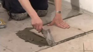 Укладка керамической плитки на пол