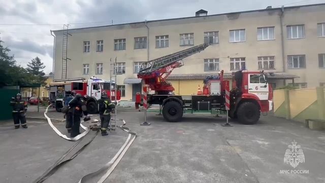 Старооскольские огнеборцы провели пожарно-тактические учения