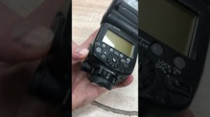Вспышка Canon