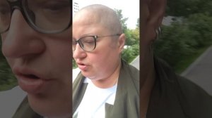 Зачем я побрилась налысо. Хочу перестать бухать. Голая голова.
