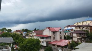 Секретная или уже не секретная встреча, рукодельные подарочки, ливень, гуляем по набережной