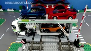 ЛЕГО Грузовой поезд в гавани с подъемным краном и грузовиком Видео Lego детям