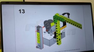 вратарь из лего WEDO