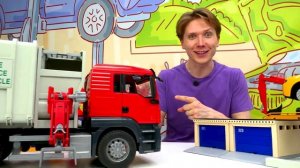 Герои в масках ловят корову на ферме! Лунная девочка всё испортила