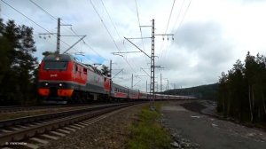 ЭП2К-309 с фирменным поездом №015Е «Урал Премиум» Екатеринбург - Москва