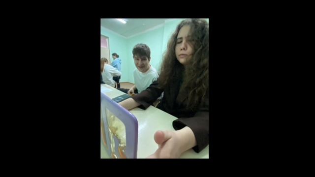 Измерение времени истечения моторного масла через капилляр
