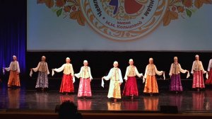 Девичий плясовой хоровод «Утушка»