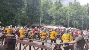 ШОУ БОЕВ С Рыцарско ТУРНИРА.Бьються конечно знатно