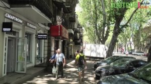Уникальный фасад Одессы обрушается. Центр города в руинах.