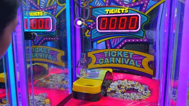 Ticket Carnival смотреть онлайн