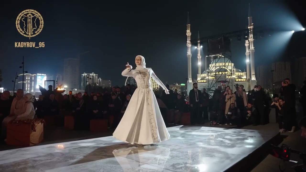 🎶Глава Чечни высоко оценил выступление артисток на открытии бутика Firdaws