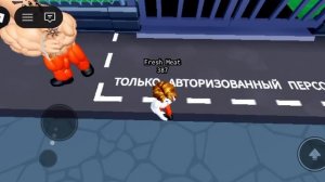 я ограбил магазин но меня посадили в тюрьму и накачался и отомстил……