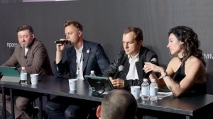 АРХ Москва: руководство Проф Инжиниринг в дискуссии с архитекторами Верой и Виктором Боос