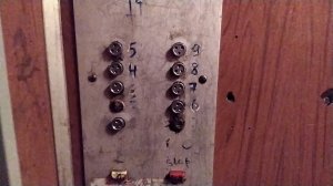 Дом серии 111-90! Лифт (МЛЗ-1987 г.в); V=0,71 м/с; г/п 320 кг (Героев Сибиряков 30а п.2; Воронеж)