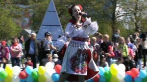 «Дивчина-весна» Голянич Софья, «Славянская ярмарка», парк 300-летия Санкт-Петербурга, 2014