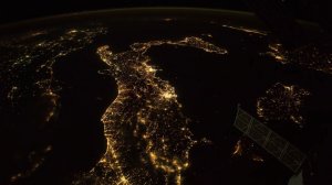 МКС - Движение на Восток