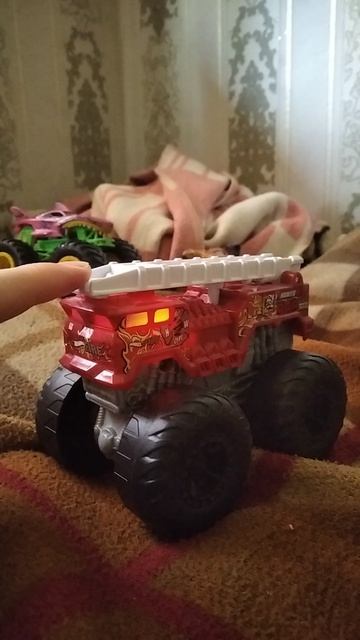 5 alarm | Hot Wheels monster trucks