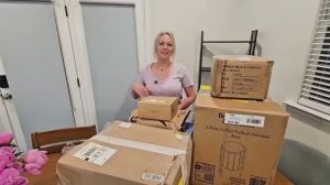 Лиса в Америке Нашли КРУТЫЕ находки АУКЦИОН потерянных посылокСупер экономияКупили где берут Funny4