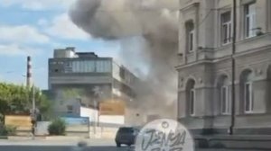 ‼️🇺🇦🔥Нанесен удар по предприятию врага в Харькове: город в дыму

Масштабное задымление в Харькове