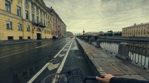 На велосипеде по Фонтанке в 5 утра