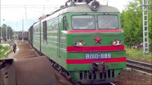 Маневровые работы ВЛ10-889 с грузовым поездом на станции Купавна