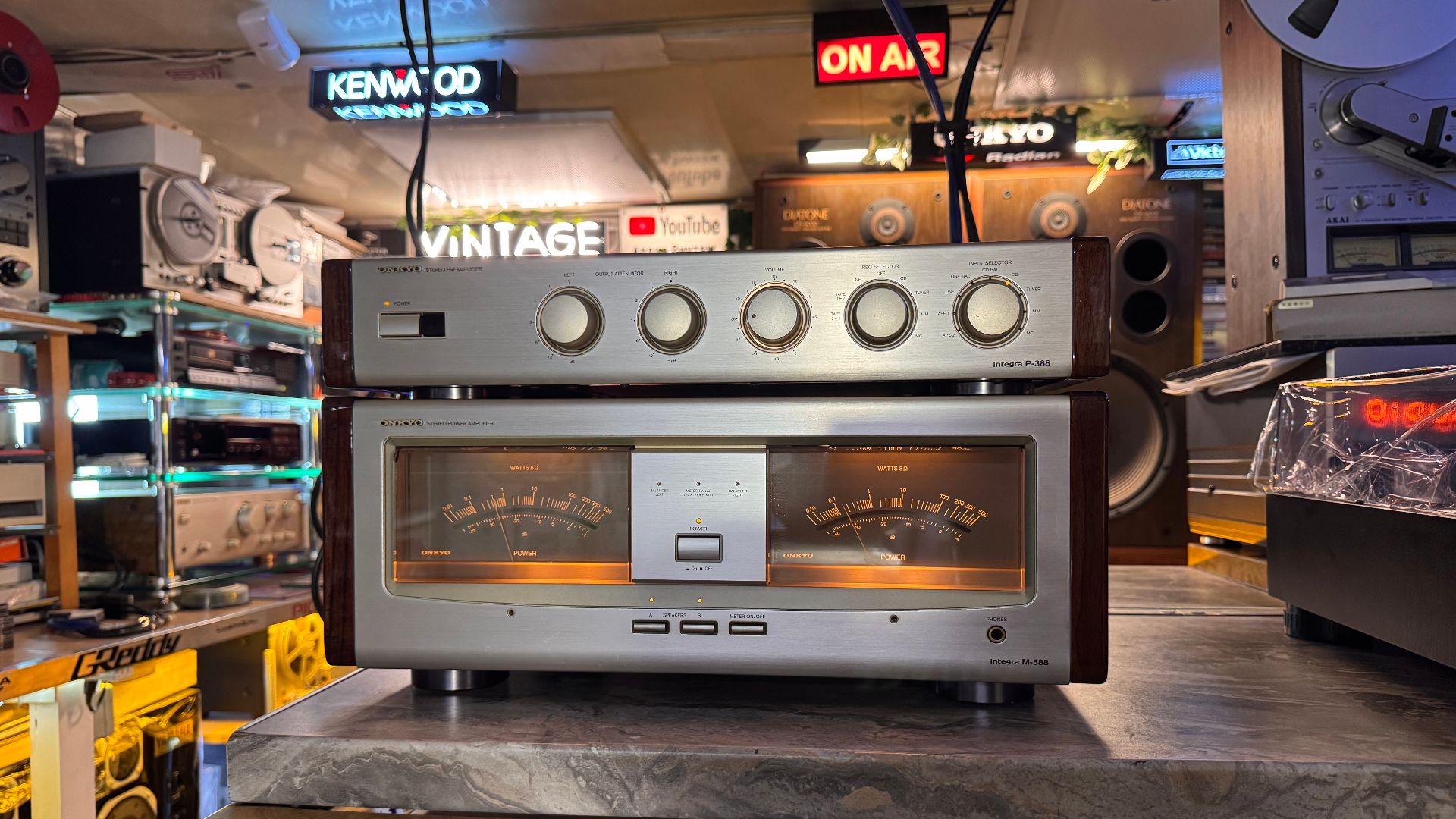 Onkyo integra M-588 + P-388 смотреть онлайн