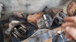 Удачно приобрёл кучку МЕТАЛЛОЛОМА или всего понемногу.