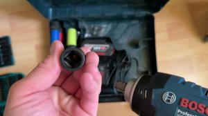 Гайковерт Bosch GDS 18V-400