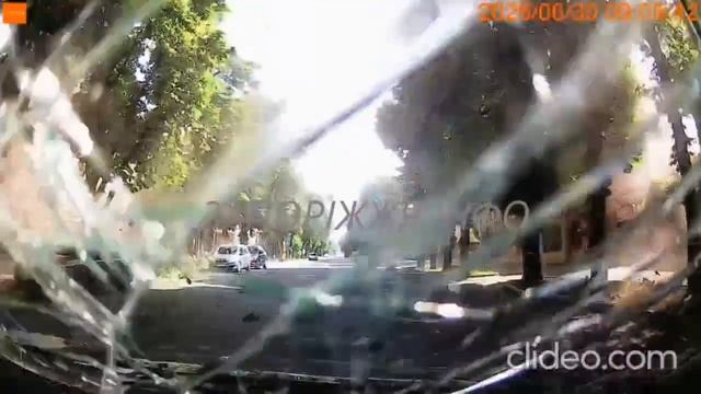 Падение сбитой БпЛА "Герань" в Запорожье смотреть онлайн