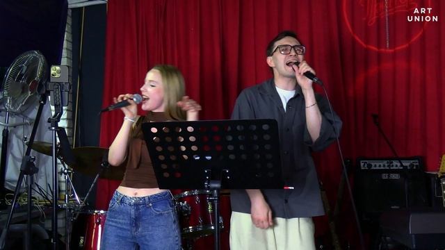 Катя Карасева и Женя Рогачев - Give it to me смотреть онлайн
