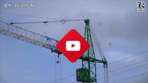 Если кран падает — это могила. В Кокшетау горожанам грозит опасность
