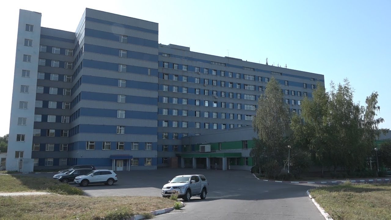 Пациент выпал из окна больницы смотреть онлайн