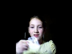 Аппликация из снежинок(как делать снежинки) часть 1